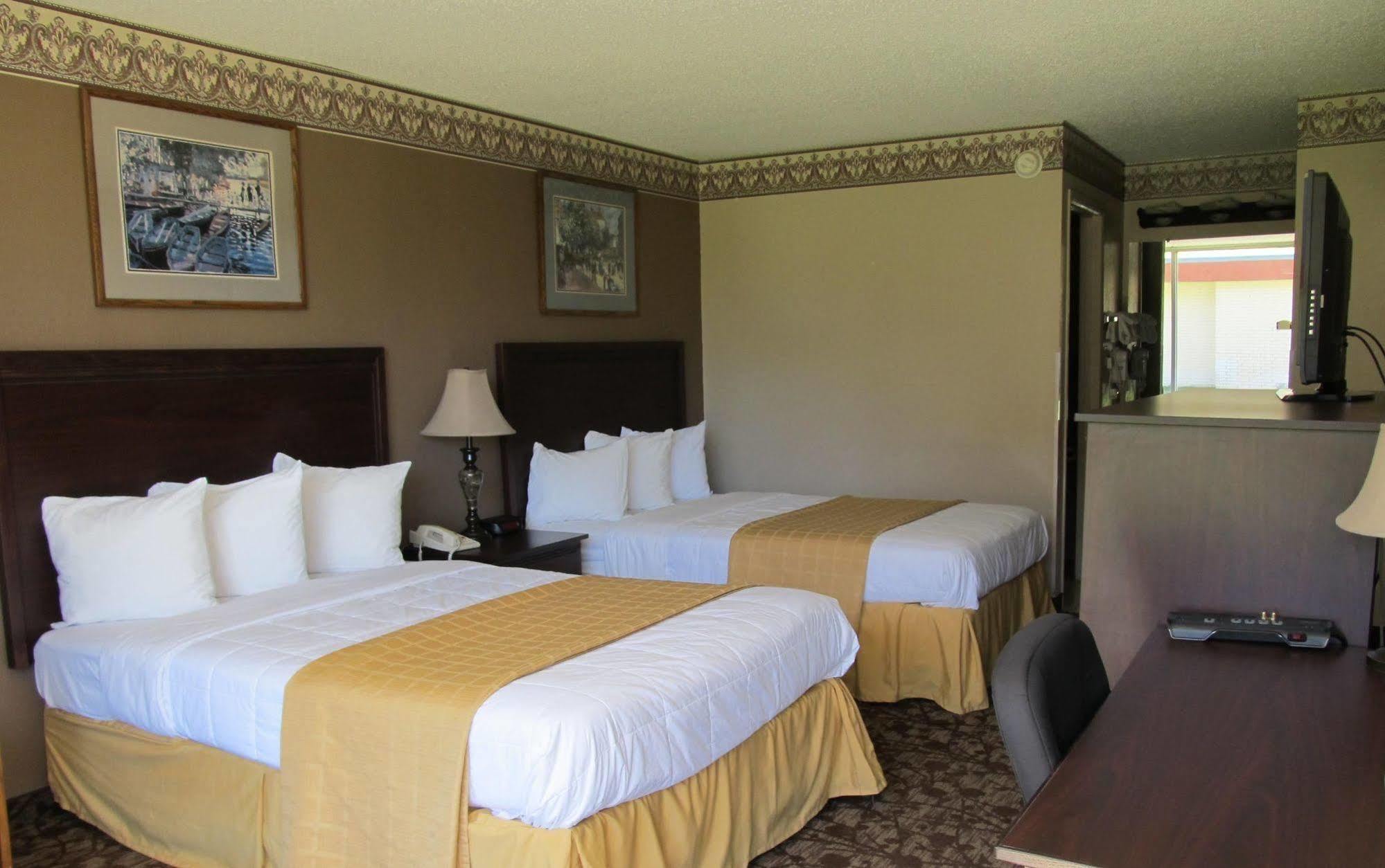 Magnuson Hotel Idabel Extérieur photo